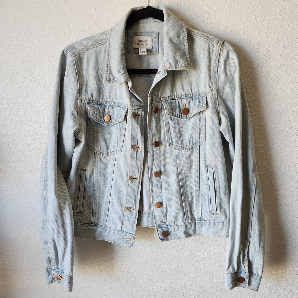 Forever 21 Essential Denim Jeans Jacket,  Medium
